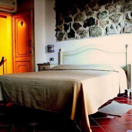 Bed and Breakfast Romeo E Giulietta Шилла Екстер'єр фото